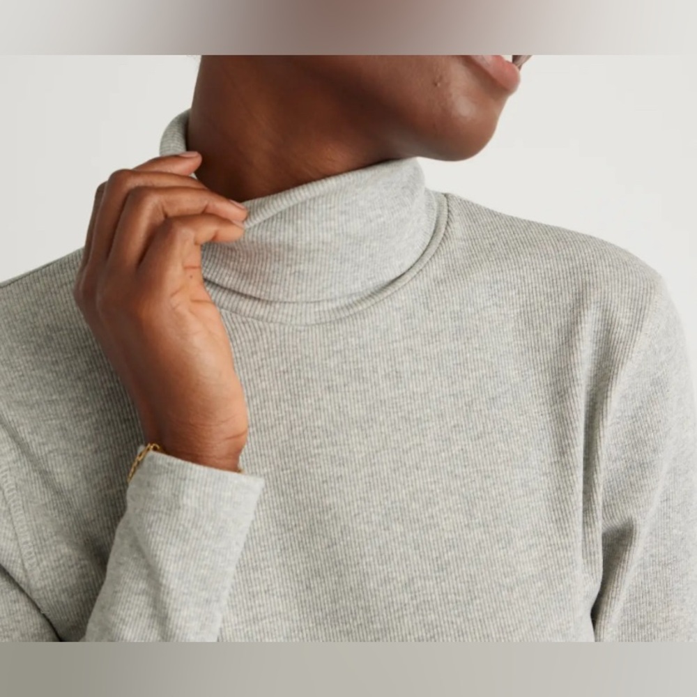 Quince Organic Cotton Heather Grey Micro Ribbed Turtleneck - Picture 2 of 7